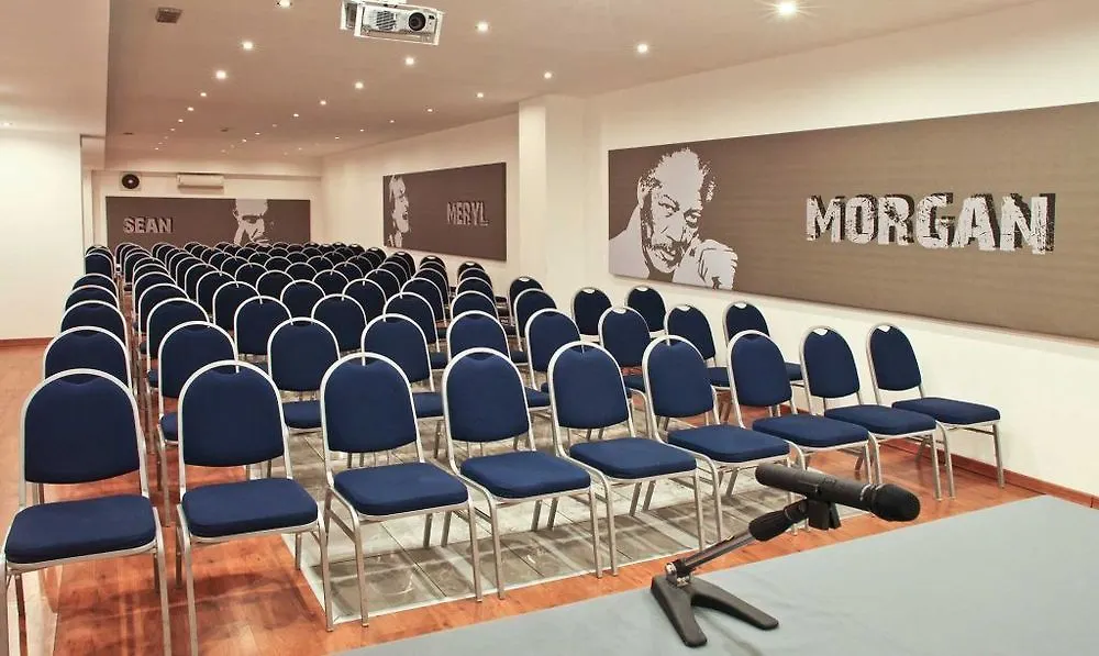 B&B Hotel Milano Cologno Studios Cologno Monzese 4*,