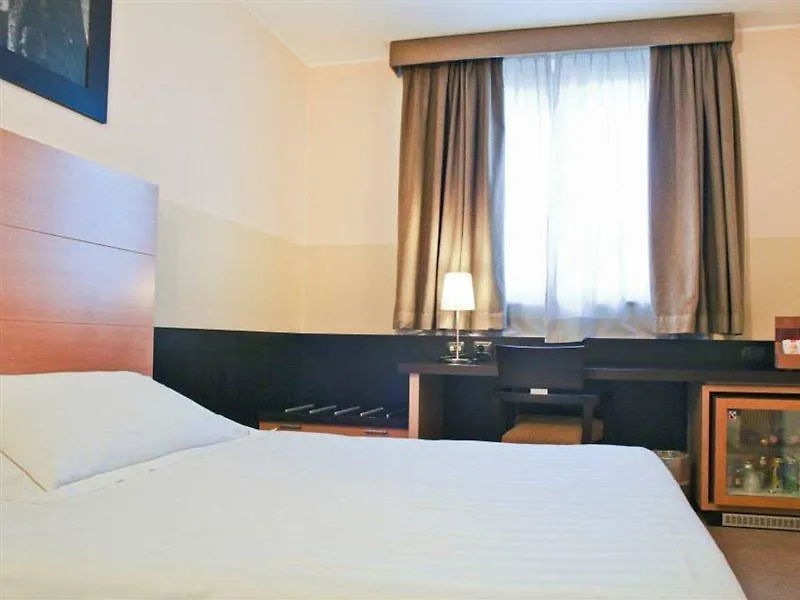 B&B Hotel Milano Cologno Studios Cologno Monzese 4*,  Italy